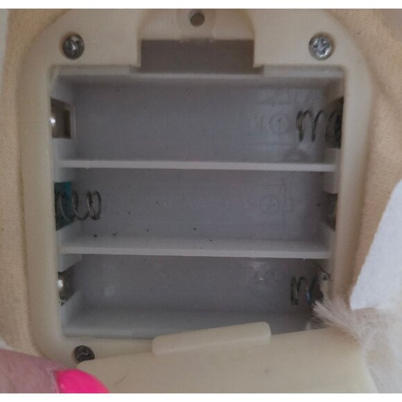 Avon 1998 Singing Animated Plush Bear Signed Sealed Delivered I'm Yours Works - Picture 7 of 8